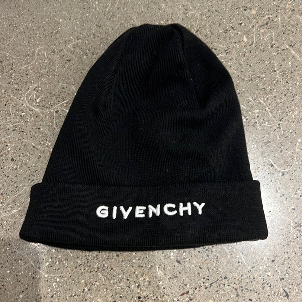 COPY - Givenchy hat